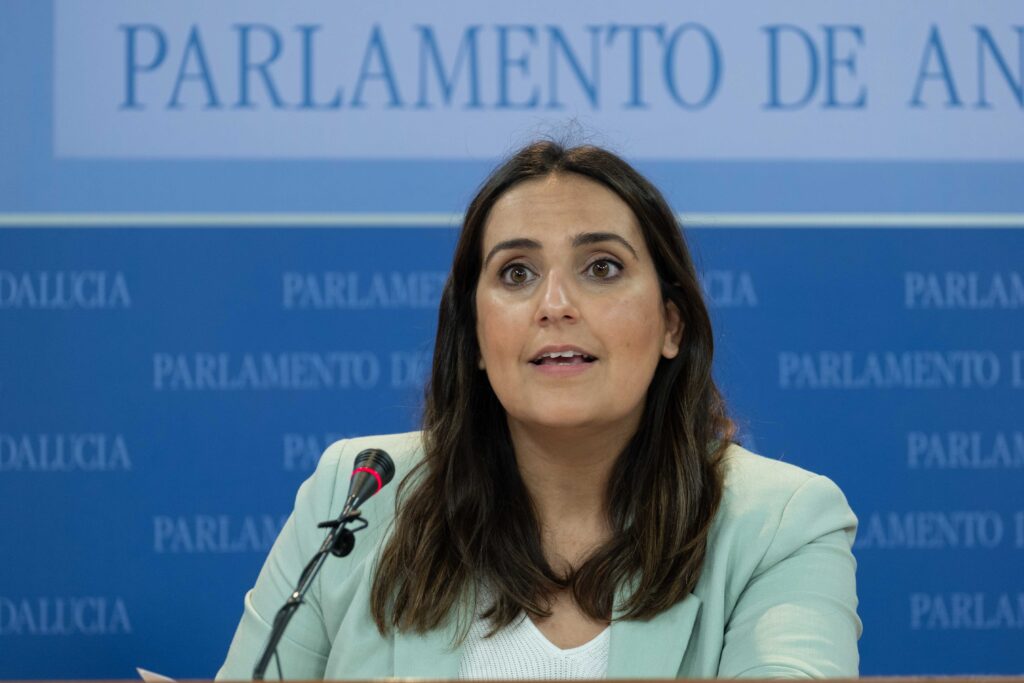 El PP recrimina al PSOE-A su “chantaje” al Gobierno andaluz pidiendo inversiones sanitarias que rechazó con su voto