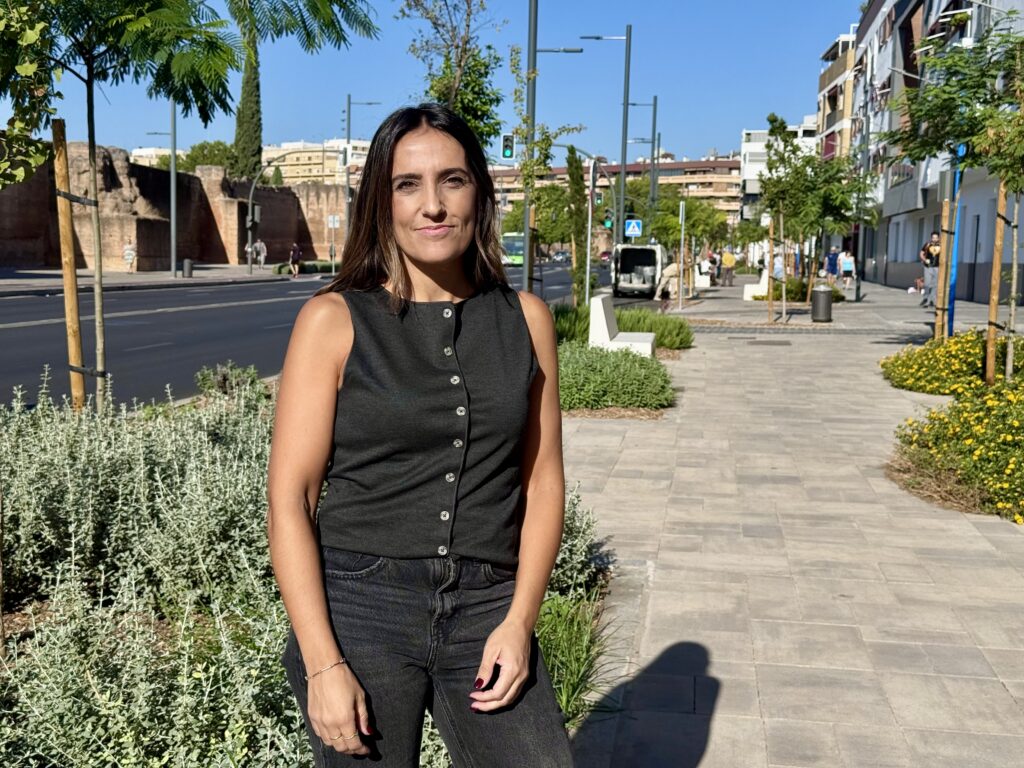 Jurado: “Tras décadas de espera, la remodelación de la Ronda del Marrubial es una realidad gracias al Gobierno de Juanma Moreno”